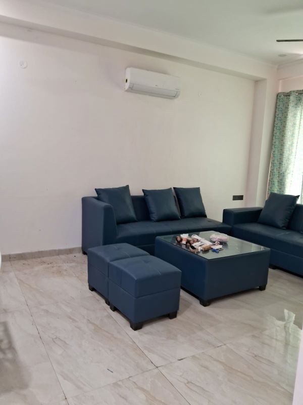 2 BHK for rent in Sector 39, Gurugram — furnished — 130 sq.ft