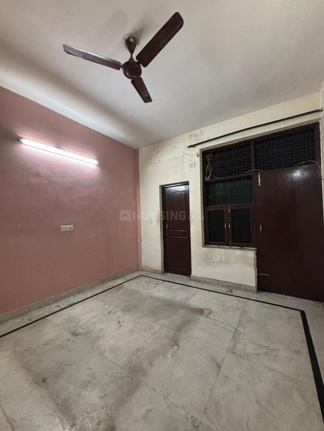 2 BHK for rent in Sector 39, Gurugram — semi-furnished — 1220 sq.ft