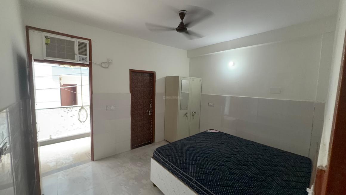 2 BHK for rent in Sector 39, Gurugram — 900 sq.ft