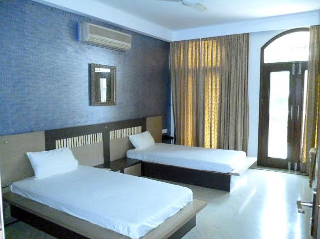 2 BHK for rent in Sector 4, Gurugram — semi-furnished — 1200 sq.ft