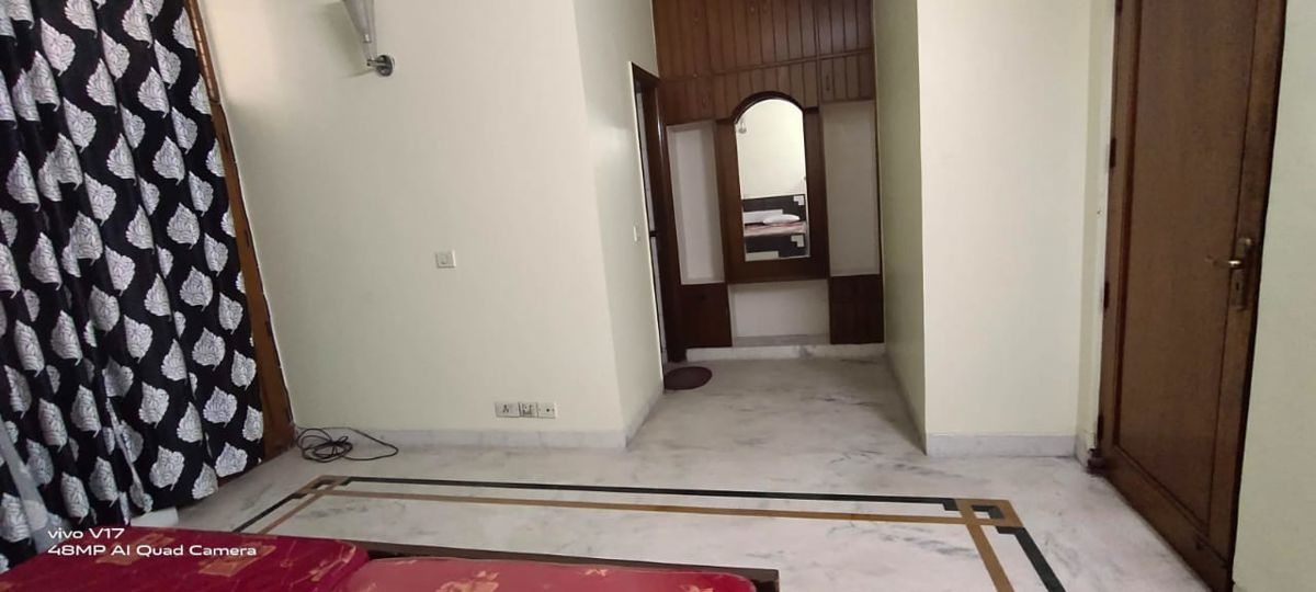 2 BHK for rent in Sector 4, Gurugram — semi-furnished — 1260 sq.ft