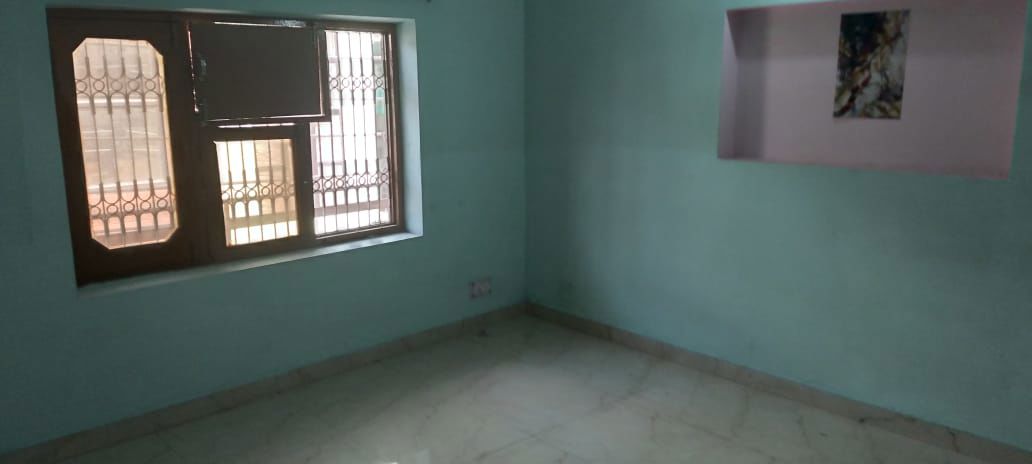 2 BHK for rent in Sector 4, Gurugram — semi-furnished — 1200 sq.ft — Urban Estate Residents Welfare Association Sector