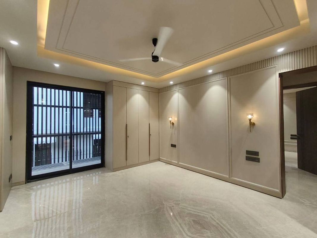 2 BHK for rent in Sector 4, Gurugram — semi-furnished — 1256 sq.ft