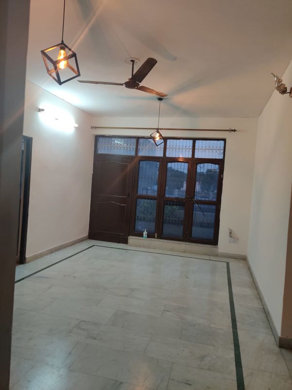 2 BHK for rent in Sector 4, Gurugram — semi-furnished — 1626 sq.ft — Urban Estate Residents Welfare Association Sector