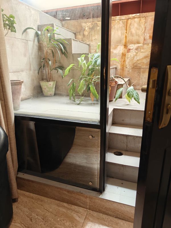 2 BHK for rent in Sector 40, Gurugram — unfurnished — 160 sq.ft