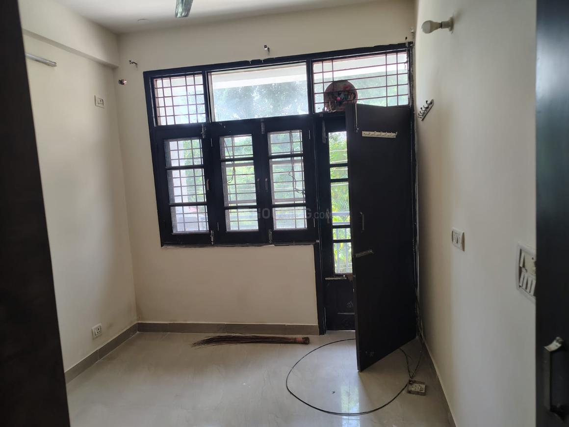 2 BHK for rent in Sector 40, Gurugram — semi-furnished — 1000 sq.ft