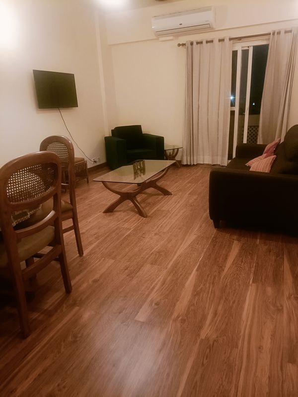 2 BHK for rent in Sector 41, Gurugram — furnished — 1200 sq.ft — Unitech Rakshak