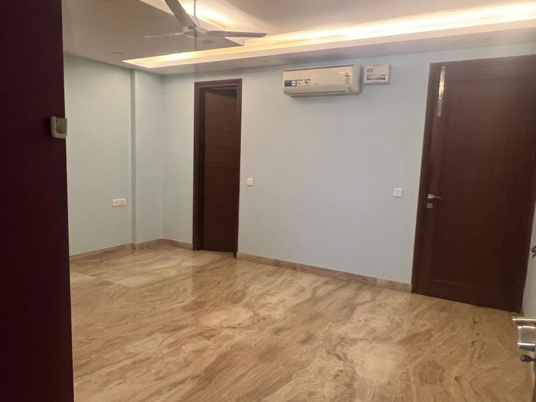 2 BHK for rent in Sector 45, Gurugram — furnished — 170 sq.ft — Tanvi villa