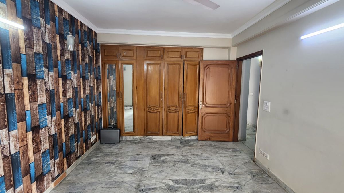 2 BHK for rent in Sector 45, Gurugram — unfurnished — 100 sq.ft