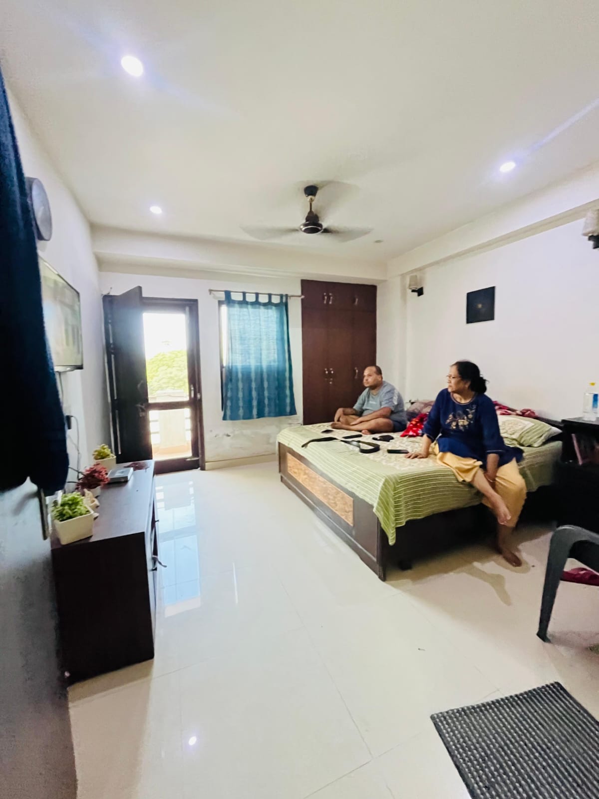 2 BHK for rent in Sector 45, Gurugram — semi-furnished — 1365 sq.ft