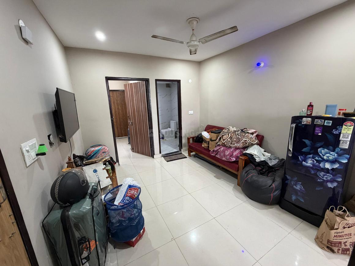2 BHK for rent in Sector 45, Gurugram — 900 sq.ft