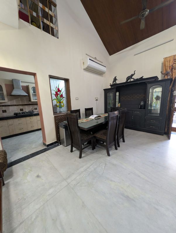 2 BHK for rent in Sector 46, Gurugram — semi-furnished — 160 sq.ft — Relaxo Flat