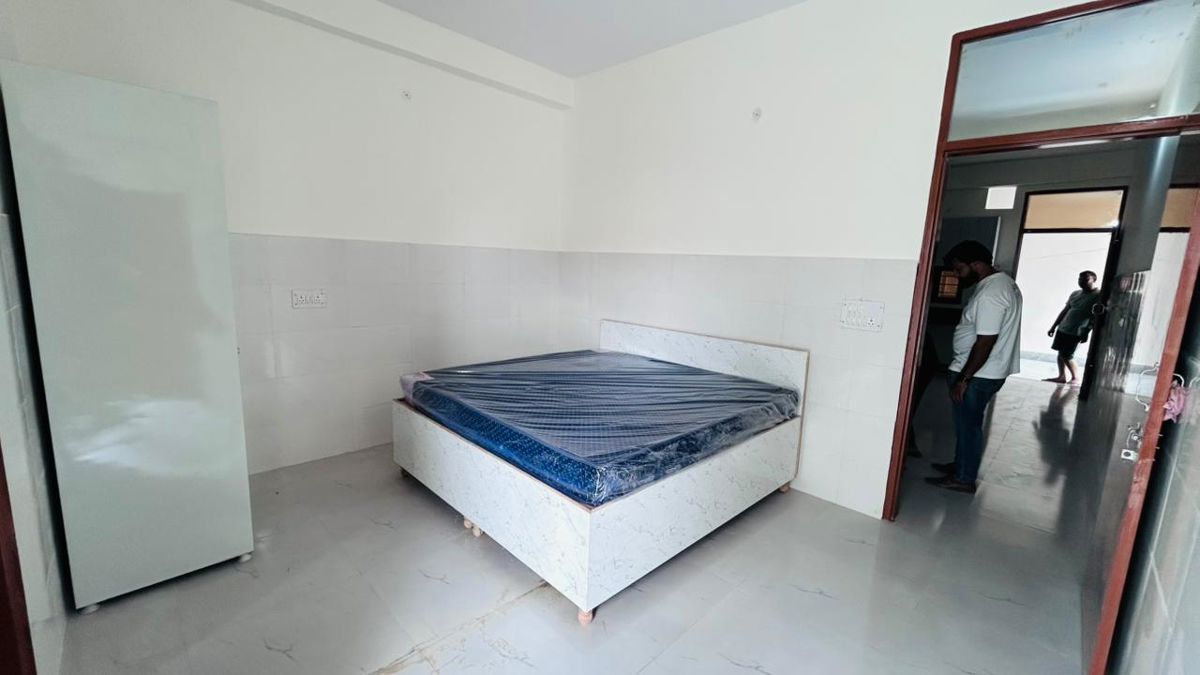 2 BHK for rent in Sector 46, Gurugram — furnished — 750 sq.ft