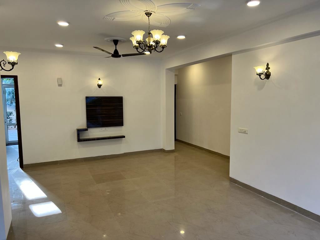 2 BHK for rent in Sector 48, Gurugram — semi-furnished — 1420 sq.ft — Central Park Resorts