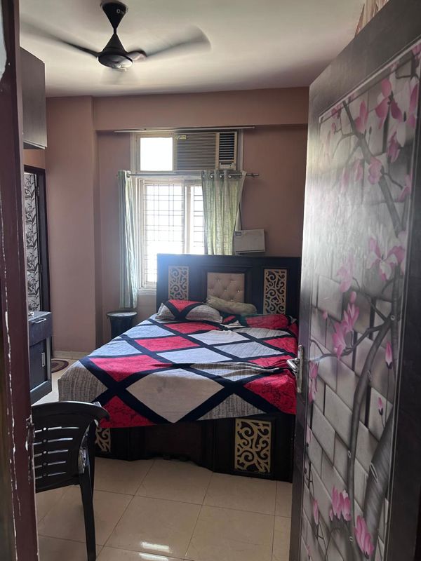 2 BHK for rent in Sector 49, Gurugram — semi-furnished — 1250 sq.ft — S S Southend