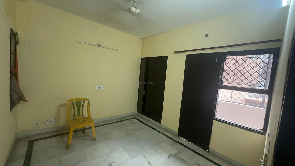 2 BHK for rent in Sector 49, Gurugram — semi-furnished — 1100 sq.ft — Uppal Southend
