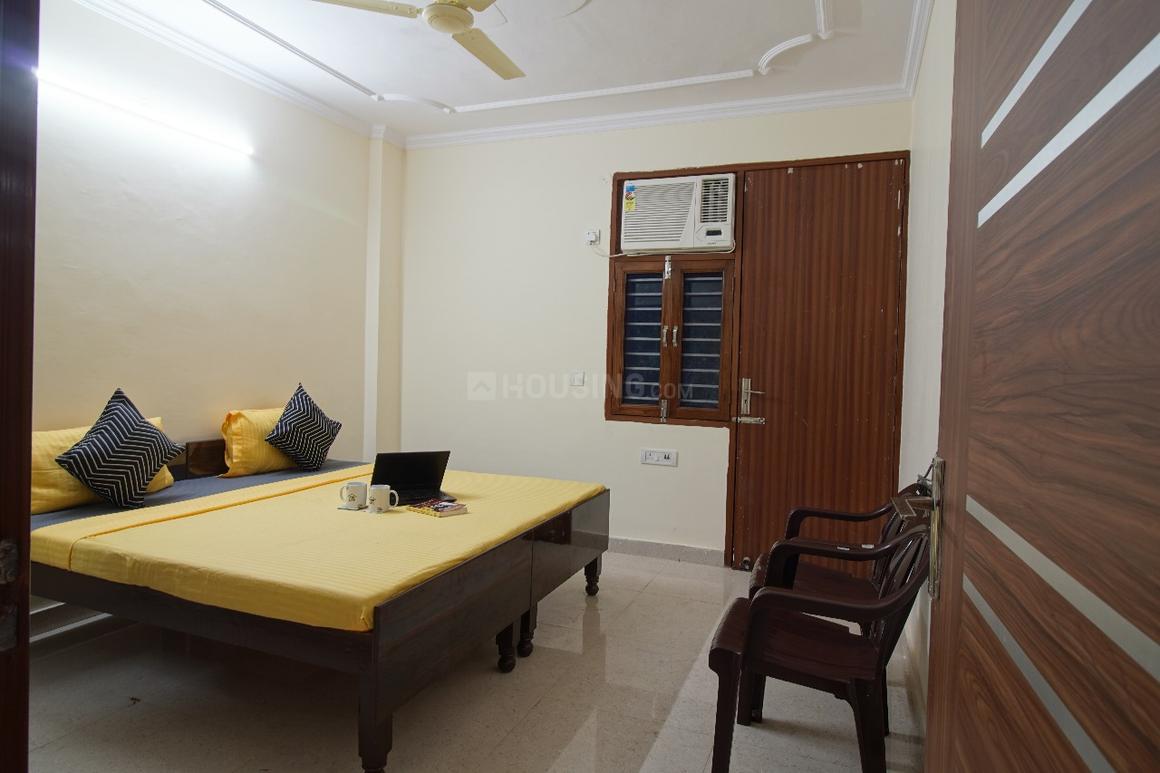 2 BHK for rent in Sector 49, Gurugram — 1000 sq.ft — Eros Rosewood City