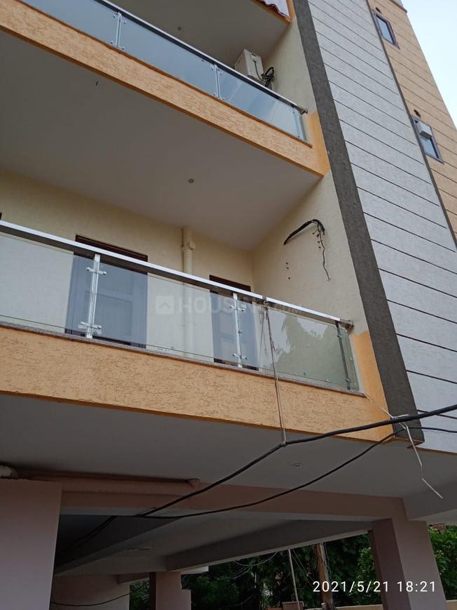 2 BHK for rent in Sector 5, Gurugram — semi-furnished — 1412 sq.ft