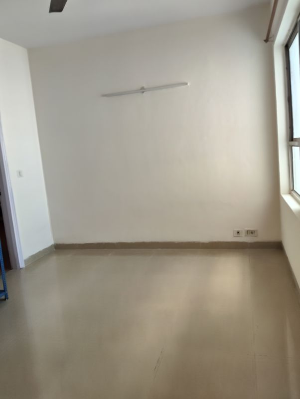2 BHK for rent in Sector 50, Gurugram — semi-furnished — 1040 sq.ft — Eros Wembley Estate