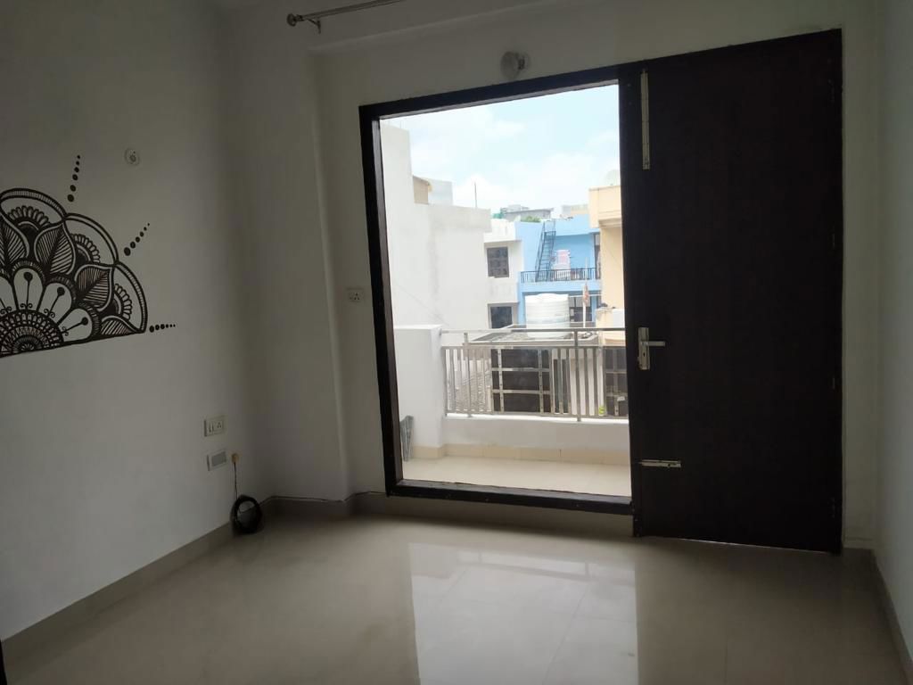 2 BHK for rent in Sector 51, Gurugram — semi-furnished — 1150 sq.ft