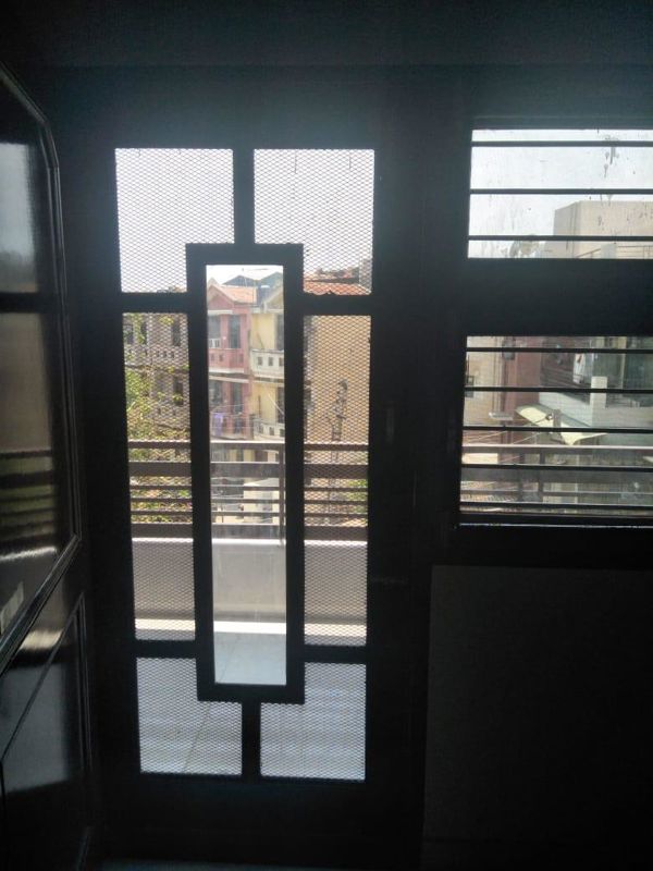 2 BHK for rent in Sector 51, Gurugram — semi-furnished — 1800 sq.ft — Omaxe Designer Villas Mayfield Garden