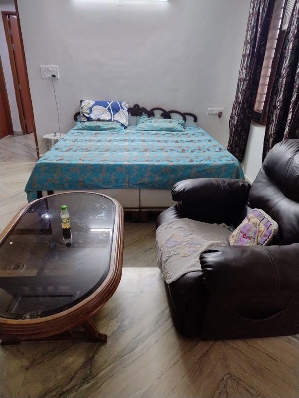 2 BHK for rent in Sector 52, Gurugram — furnished — 1230 sq.ft