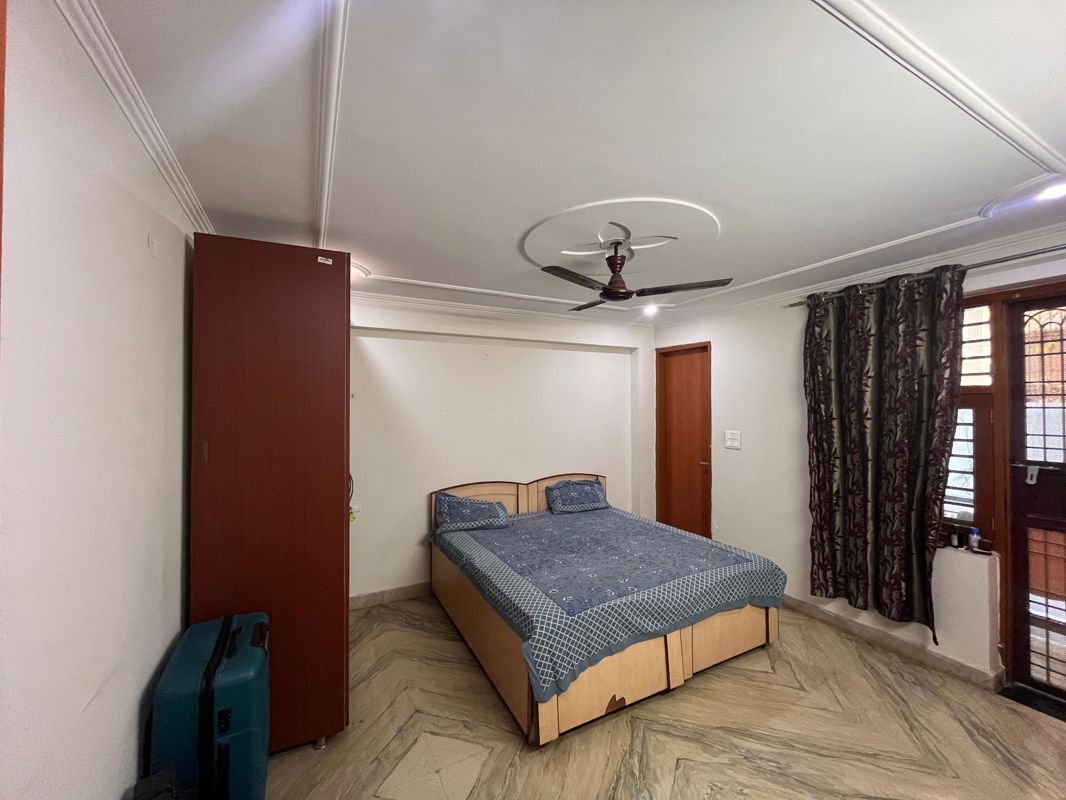 2 BHK for rent in Sector 52, Gurugram — furnished — 1309 sq.ft