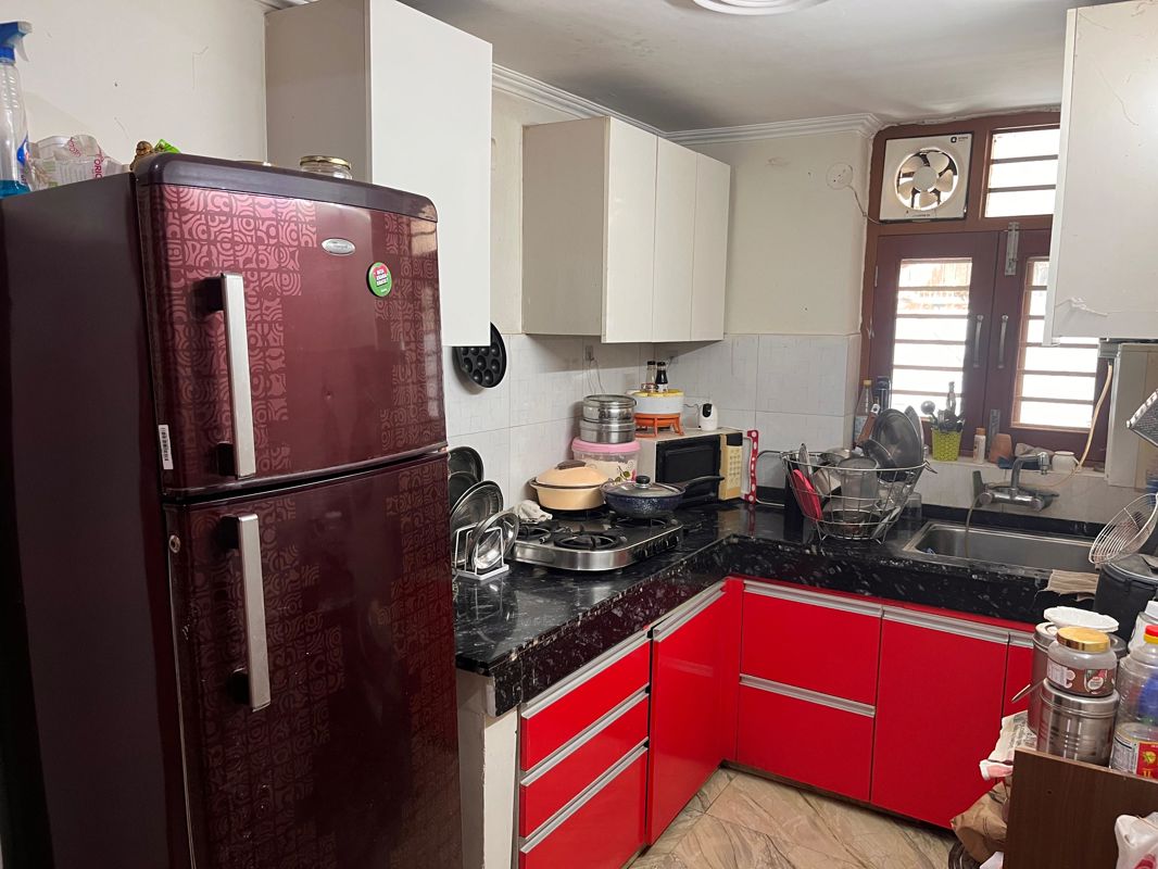 2 BHK for rent in Sector 52, Gurugram — furnished — 1370 sq.ft