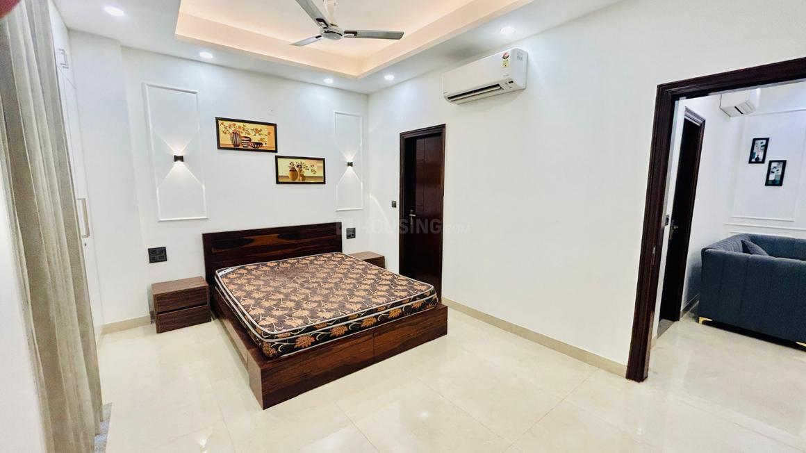 2 BHK for rent in Sector 52A, Gurugram — 1300 sq.ft
