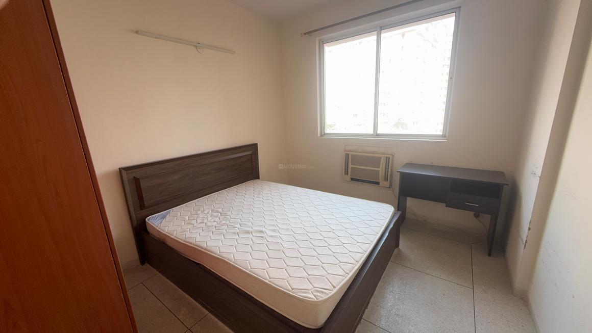 2 BHK for rent in Sector 53, Gurugram — 800 sq.ft — DLF Princeton Estate