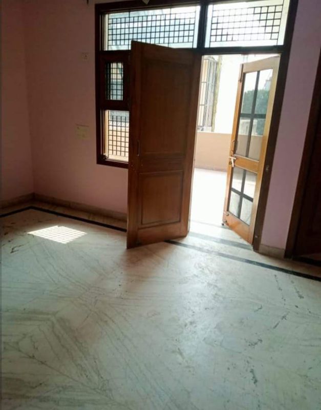 2 BHK for rent in Sector 54, Gurugram — semi-furnished — 1000 sq.ft — Suncity Township Gurgaon