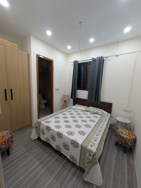 2 BHK for rent in Sector 57, Gurugram — furnished — 1600 sq.ft — Sushant Lok 2