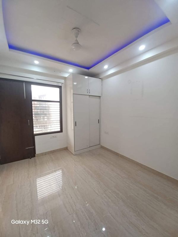 2 BHK for rent in Sector 57, Gurugram — semi-furnished — 1250 sq.ft — Sushant Lok 2