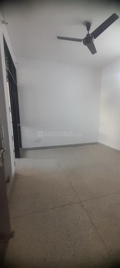 2 BHK for rent in Sector 57, Gurugram — semi-furnished — 900 sq.ft — Swaraj Homes IRWO Classic Apartments