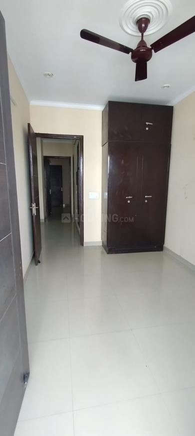 2 BHK for rent in Sector 57, Gurugram — semi-furnished — 810 sq.ft