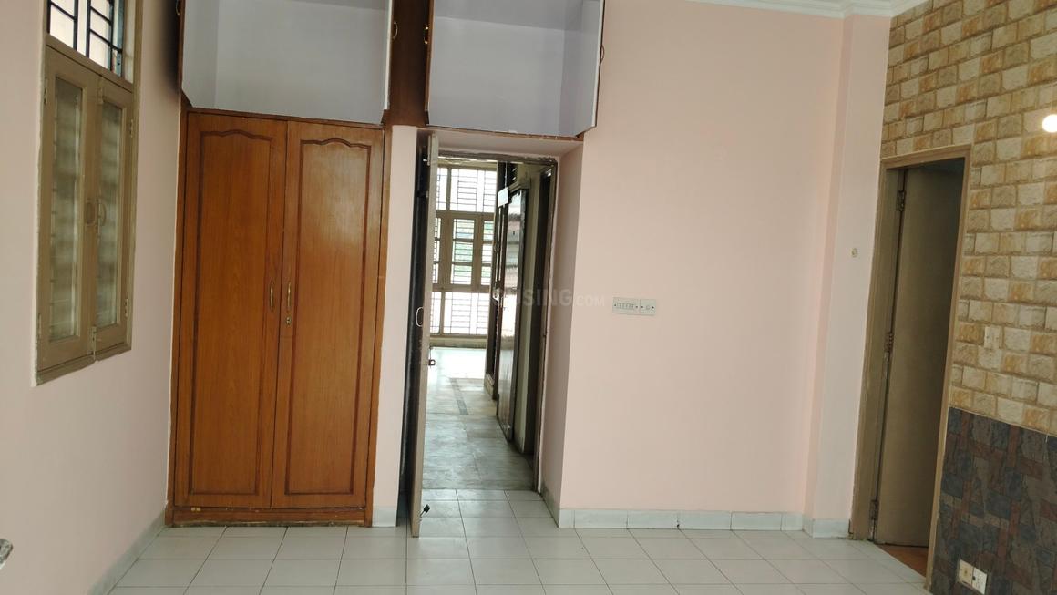 2 BHK for rent in Sector 57, Gurugram — semi-furnished — 2700 sq.ft