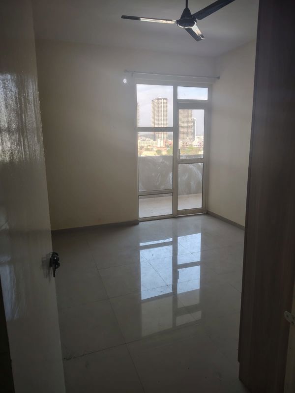 2 BHK for rent in Sector 59, Gurugram — semi-furnished — 699 sq.ft — Pyramid Midtown