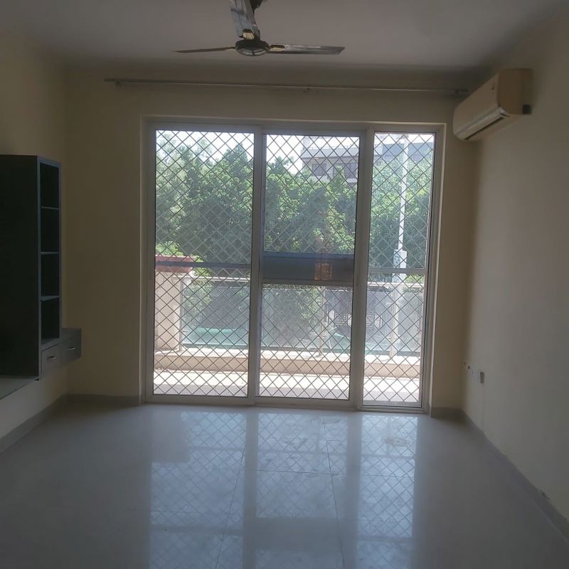 2 BHK for rent in Sector 59, Gurugram — semi-furnished — 700 sq.ft — Pyramid Midtown
