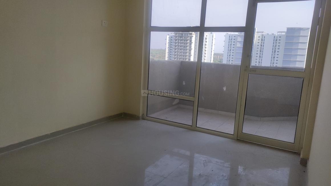 2 BHK for rent in Sector 59, Gurugram — unfurnished — 700 sq.ft — Pyramid Midtown