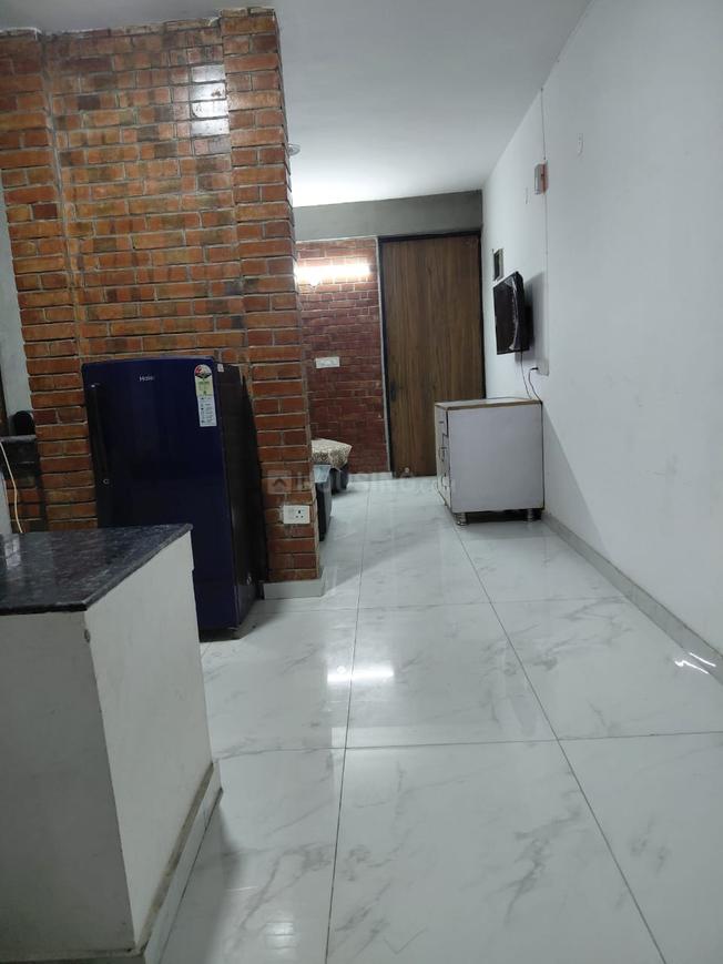2 BHK for rent in Sector 6, Gurugram — semi-furnished — 729 sq.ft — Arete Our Homes 3