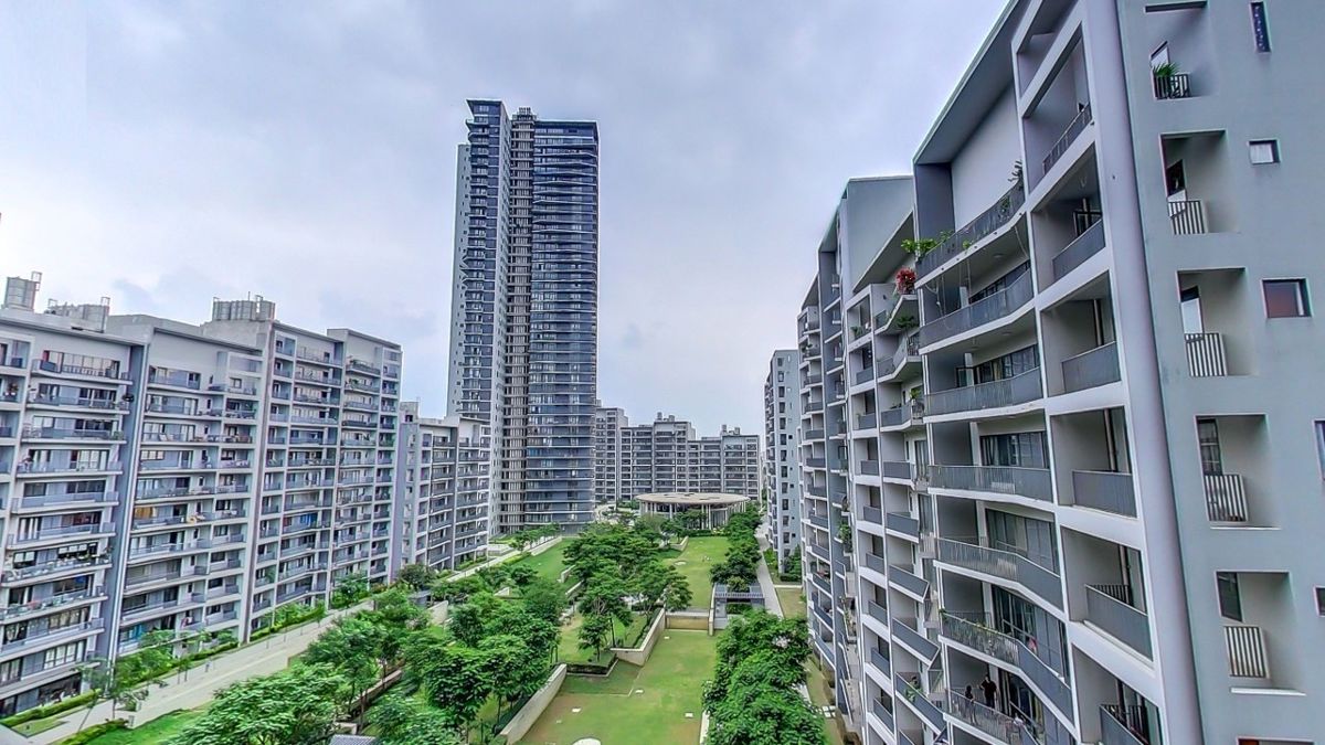 2 BHK for rent in Sector 60, Gurugram — semi-furnished — 1450 sq.ft — Ireo Skyon