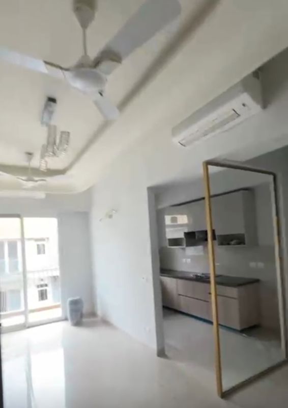 2 BHK for rent in Sector 61, Gurugram — semi-furnished — 1240 sq.ft — Smart World Orchard