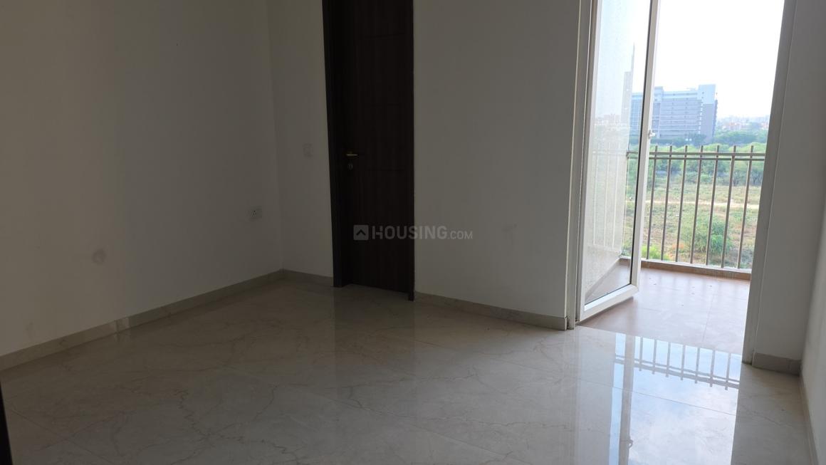 2 BHK for rent in Sector 61, Gurugram — semi-furnished — 1208 sq.ft — Smartworld Orchard