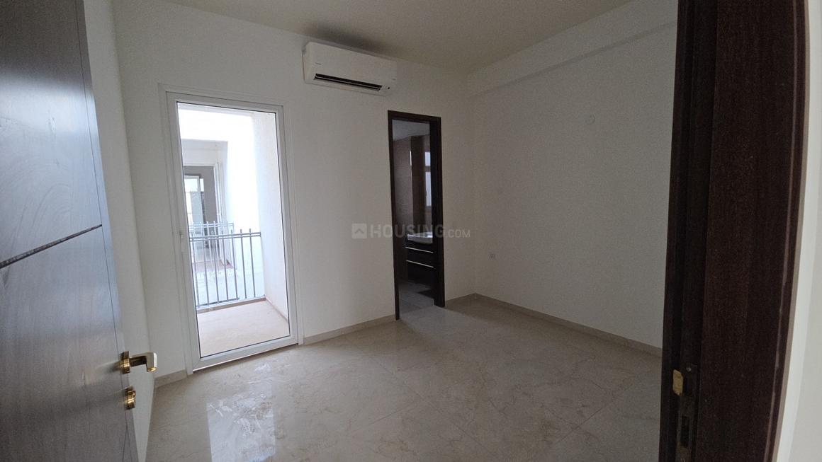 2 BHK for rent in Sector 61, Gurugram — semi-furnished — 1208 sq.ft — Smartworld Orchard