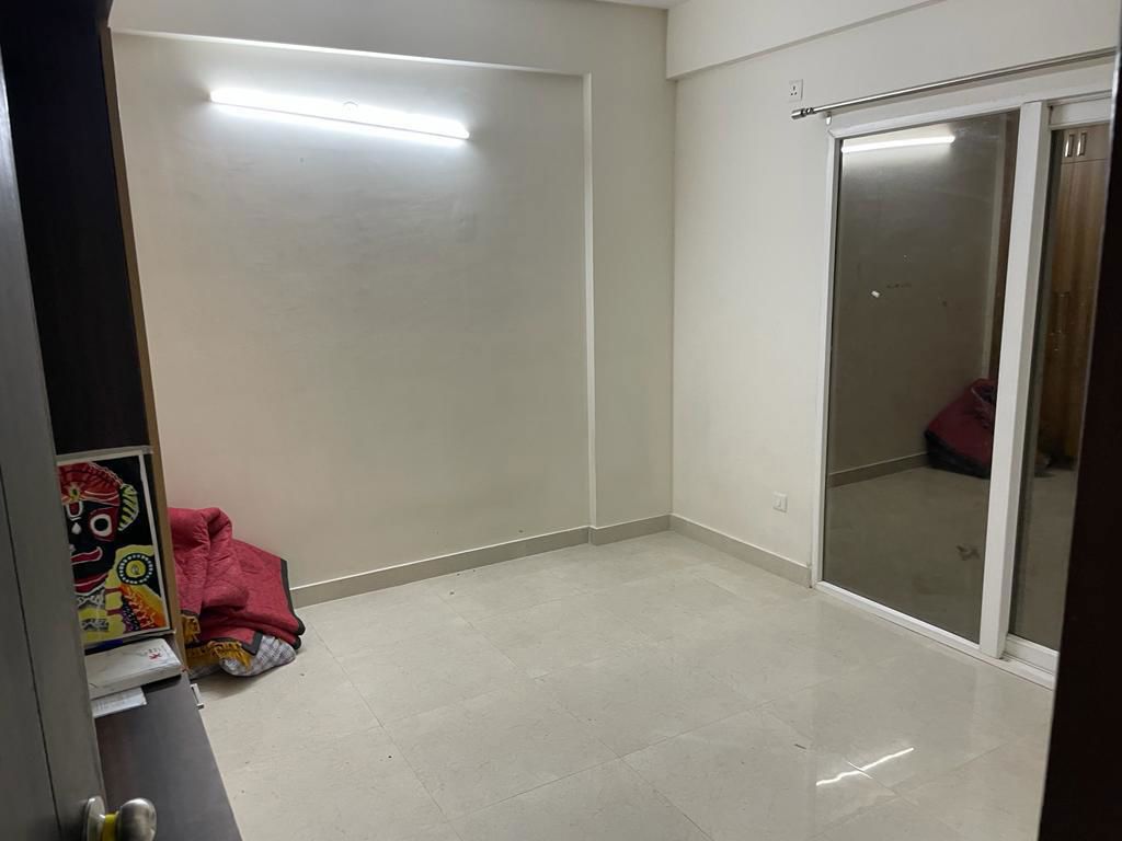 2 BHK for rent in Sector 62, Gurugram — semi-furnished — 657 sq.ft — Pivotal Paradise