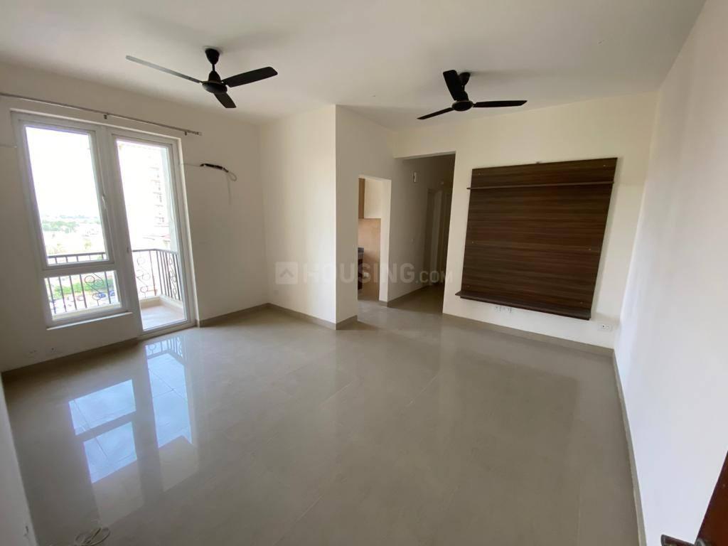 2 BHK for rent in Sector 65, Gurugram — semi-furnished — 900 sq.ft — Emaar Emerald Estate