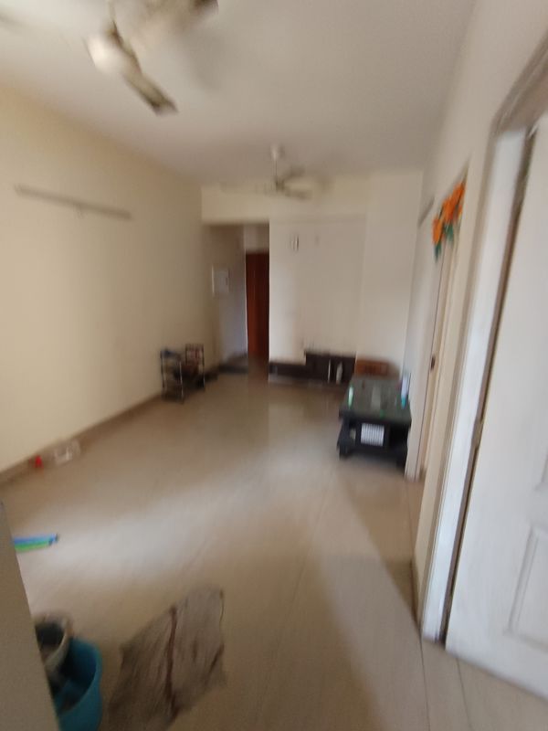 2 BHK for rent in Sector 67, Gurugram — semi-furnished — 900 sq.ft — Shree Vardhman Mantra