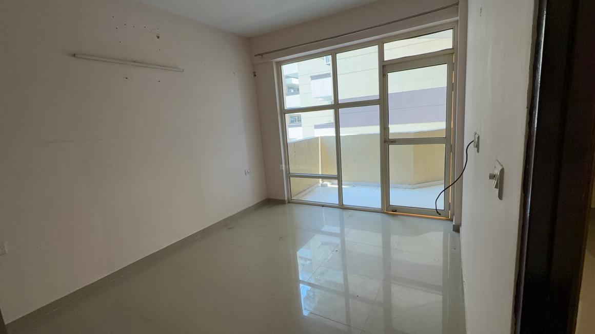 2 BHK for rent in Sector 67, Gurugram — unfurnished — 900 sq.ft — Pyramid Urban 67A