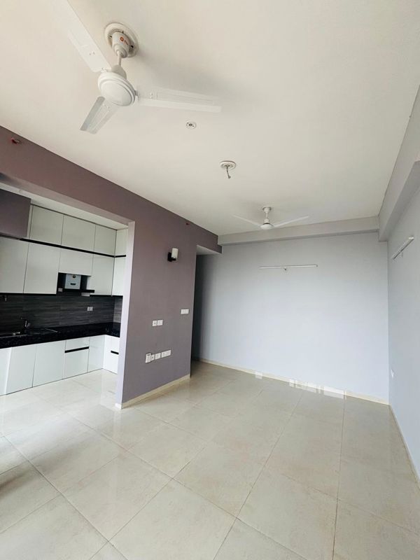 2 BHK for rent in Sector 68, Gurugram — semi-furnished — 1180 sq.ft — Supertech Hues