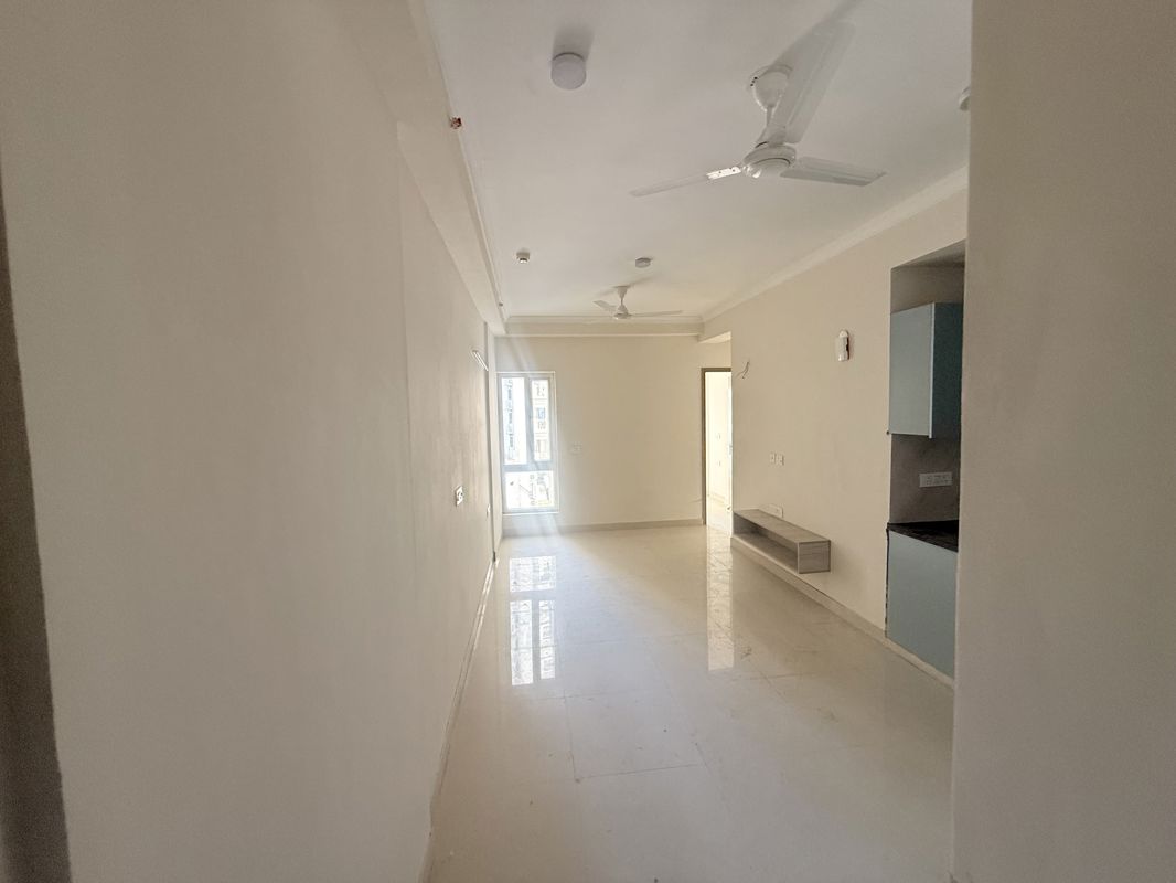 2 BHK for rent in Sector 68, Gurugram — semi-furnished — 865 sq.ft — Pareena Micasa